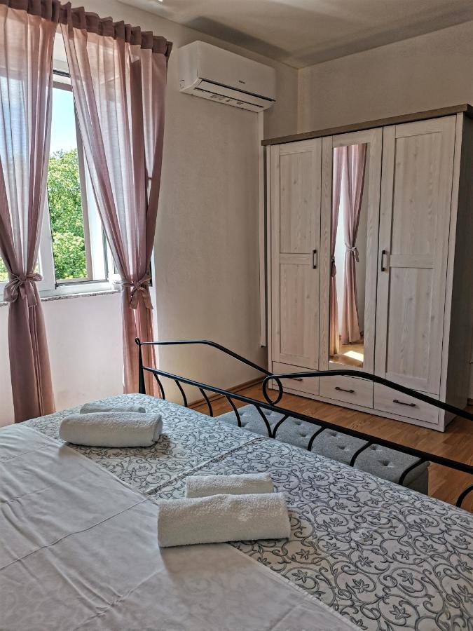 Villa Kuca Za Odmor "Na Paltu" Risika Esterno foto