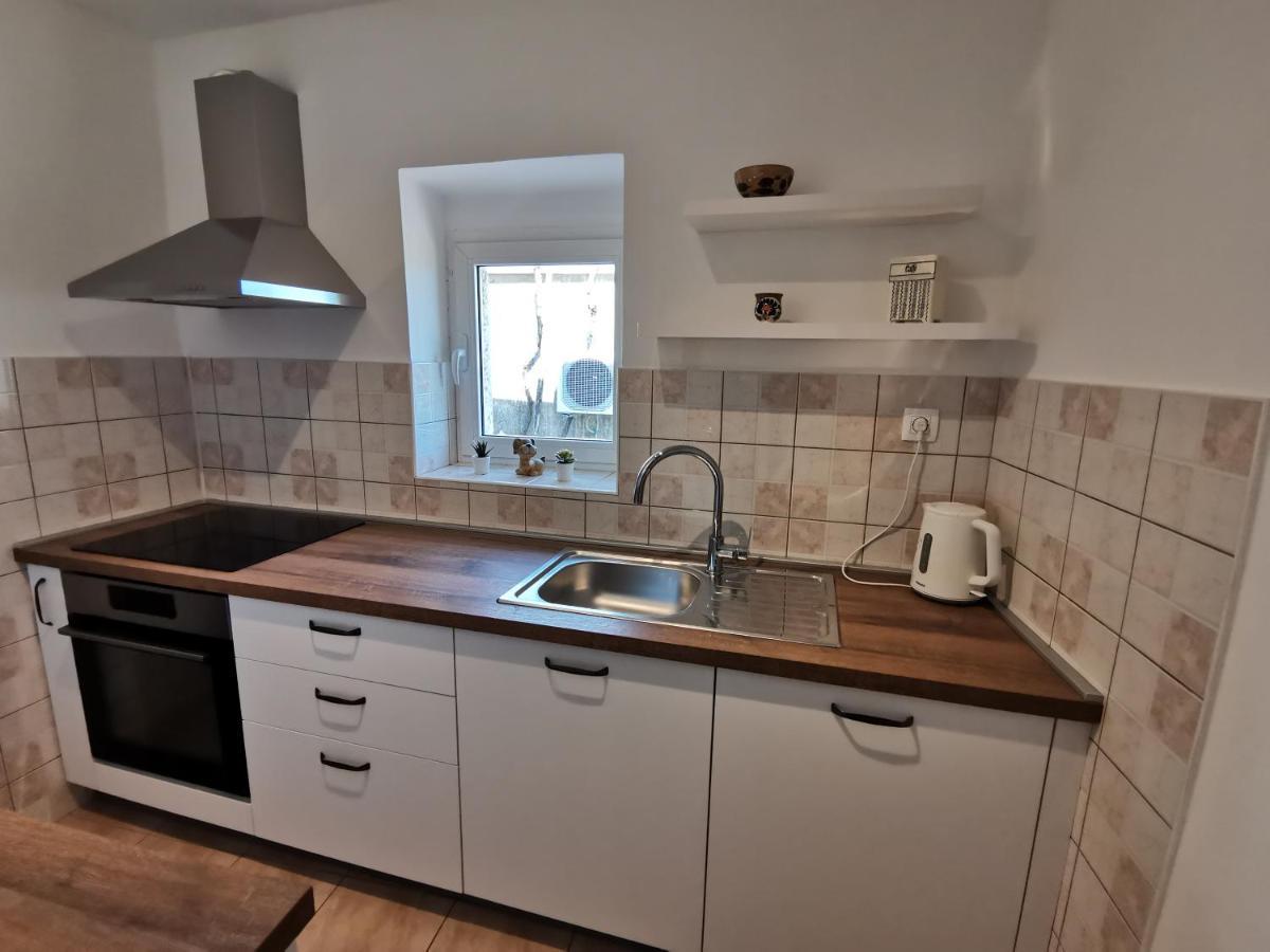 Villa Kuca Za Odmor "Na Paltu" Risika Esterno foto