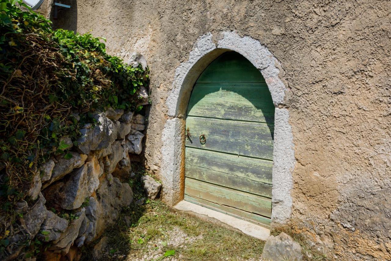 Villa Kuca Za Odmor "Na Paltu" Risika Esterno foto